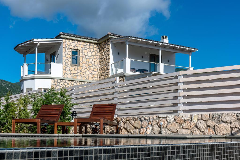 White Villas Каравомилос Екстериор снимка